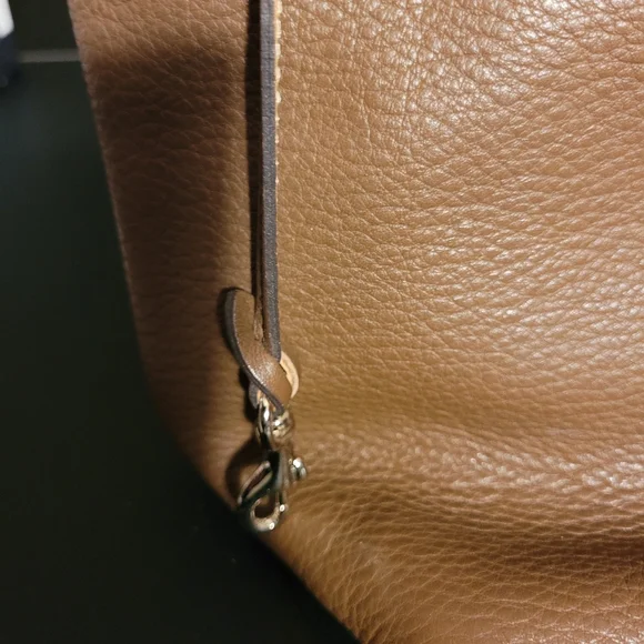 Dooney and Bourke purse - Picture 4 of 12